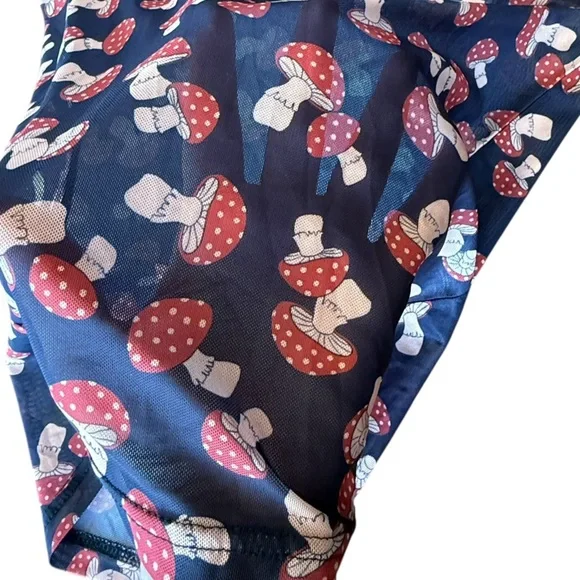 Dangerfield Mushroom Mesh Top Women’s Size 8 - Picture 11 of 16